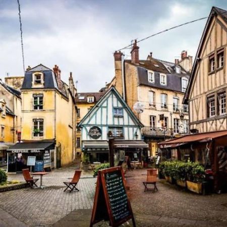 Appart 90M2 Lumineux, Centre, Vue Eglise Penchee Caen Eksteriør bilde