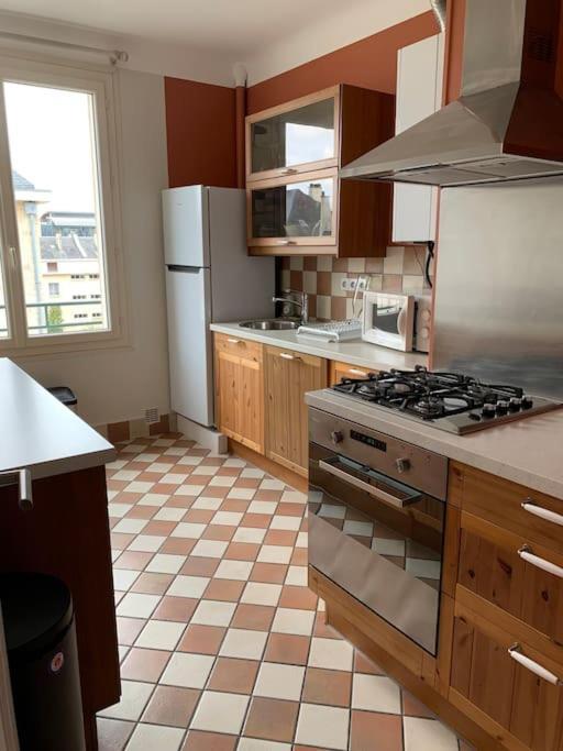 Appart 90M2 Lumineux, Centre, Vue Eglise Penchee Caen Eksteriør bilde